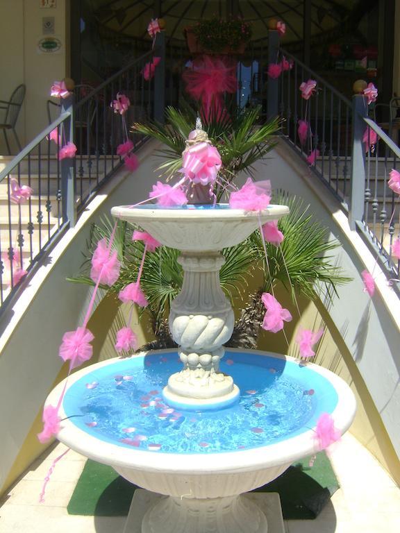 Hotel Zeus Rimini Luaran gambar