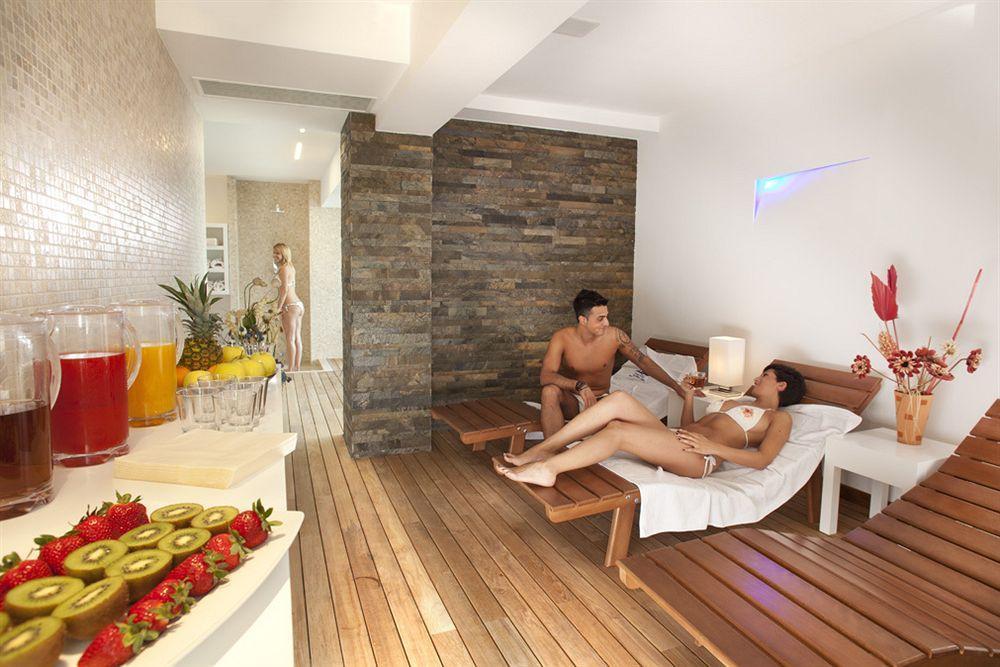 Hotel Zeus Rimini Luaran gambar