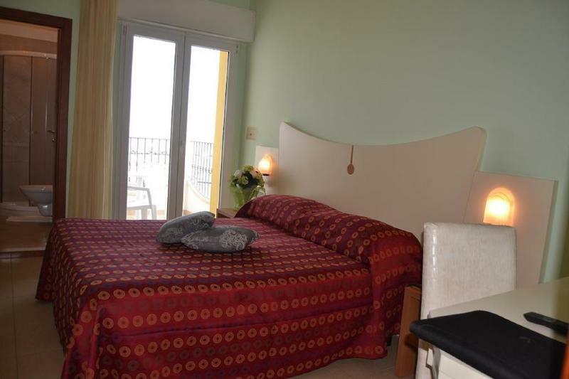 Hotel Zeus Rimini Luaran gambar